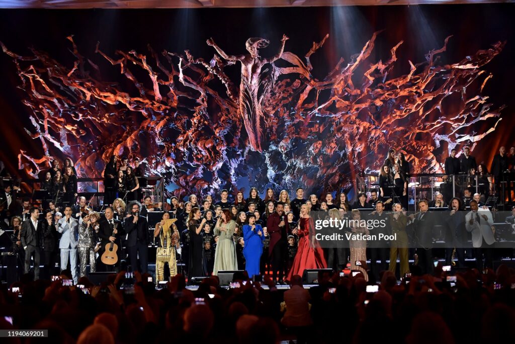 El concierto de los demonios, tras el coro.