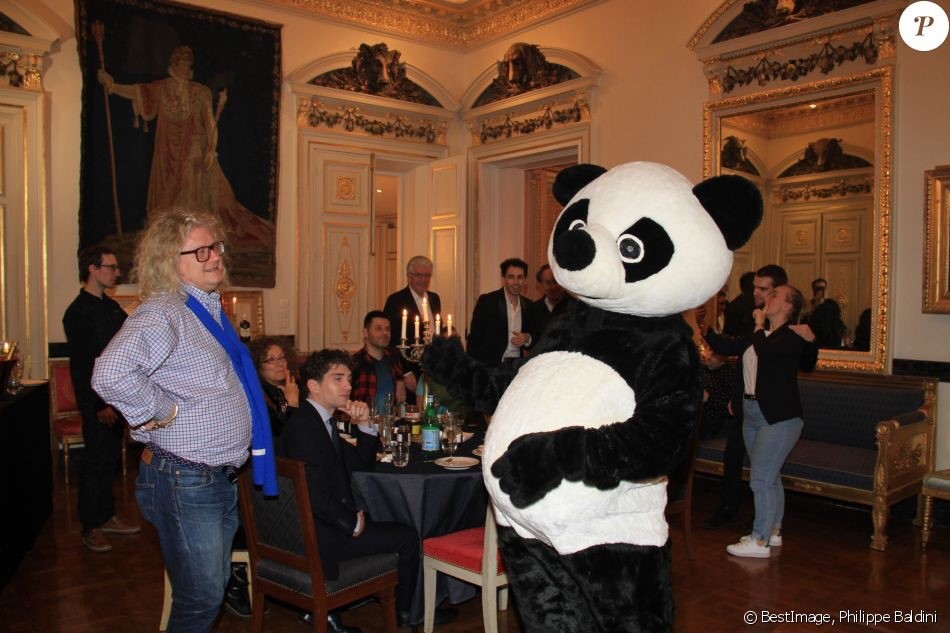 Ojos Panda (Black Eye Pedo and Panda Eyes)